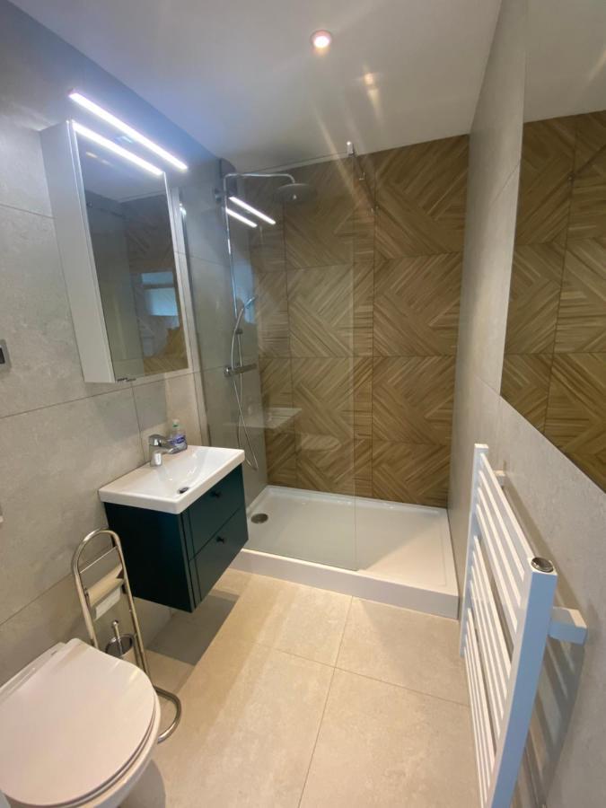 Brand New Top Floor Apartment At Mokotow วอร์ซอ ภายนอก รูปภาพ